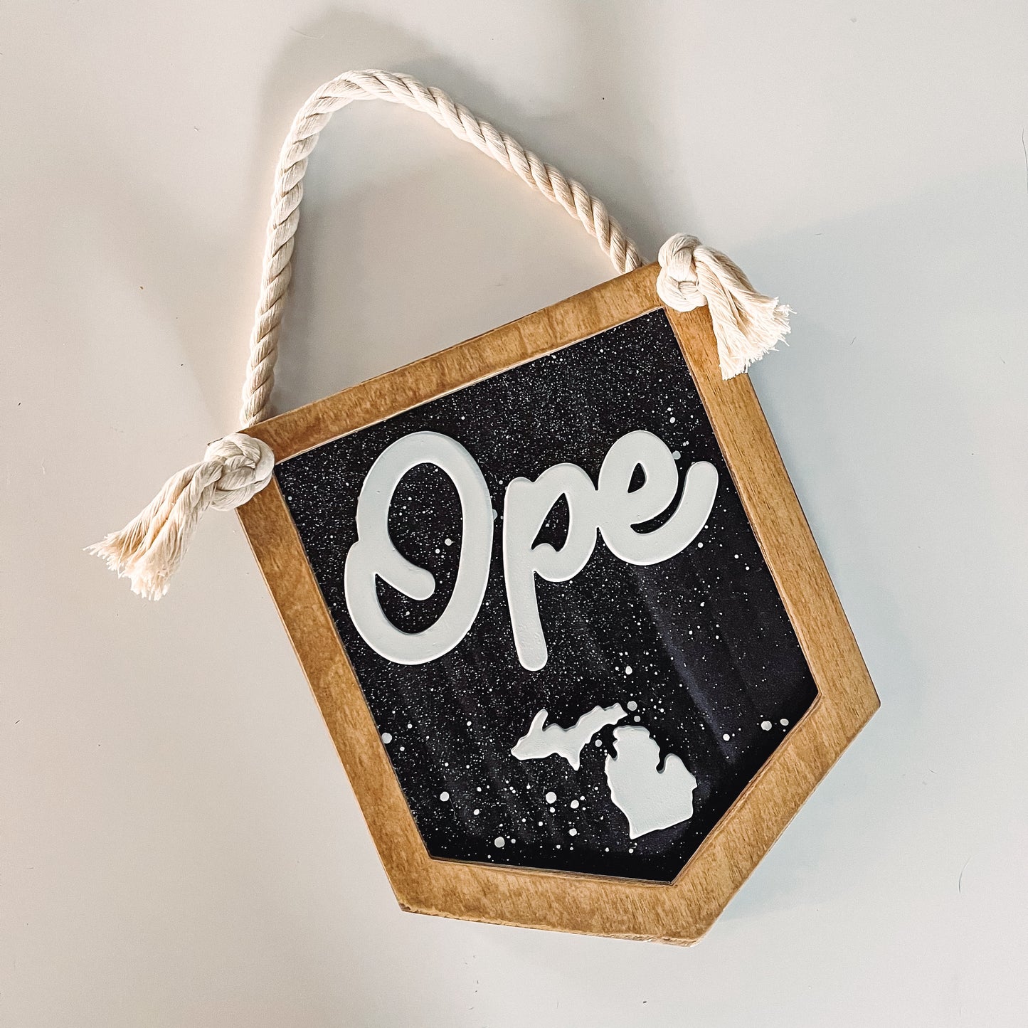 OPE 8X8 Hanging sign